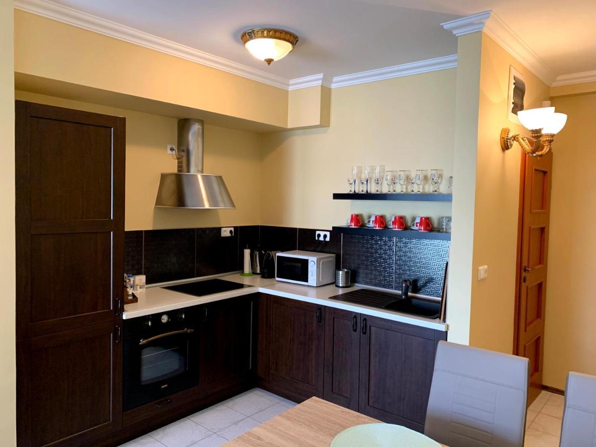 Lakeside Luxury Apartment Замарди Экстерьер фото